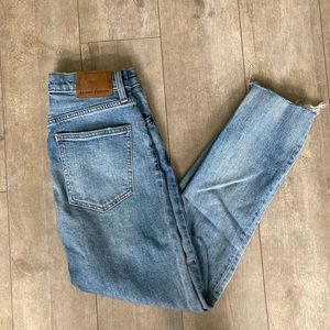 Aritiza Denim forum The yoko mid rise slim jeans